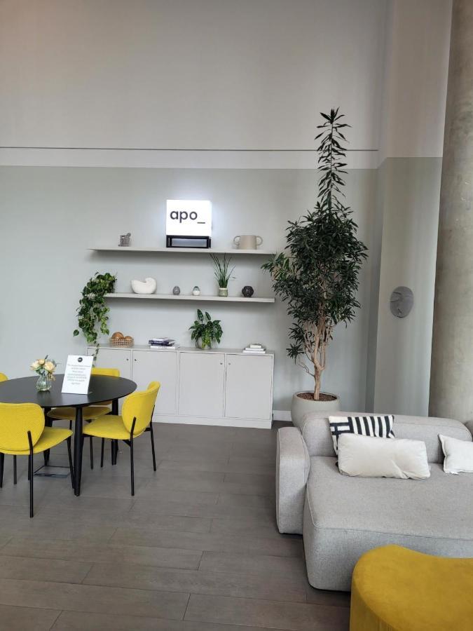 Modern Apartments In Brentford 2 Minutes Walk From Kew Bridge Екстериор снимка